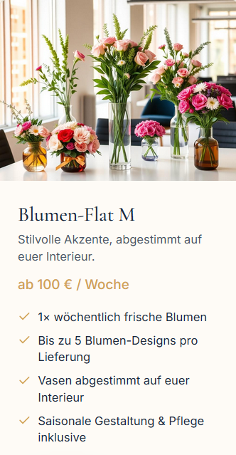 Blumen für Filialisten Vase mit frischen Blumen, stilvolles Interieur mit hellen Farben.